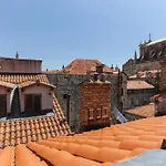 Apartment Larica