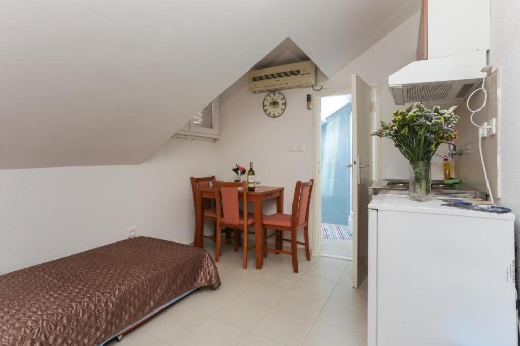 Apartment Larica